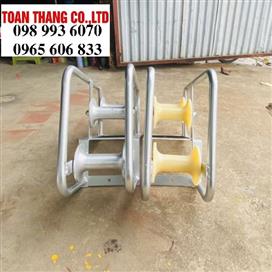 Con lăn kéo cáp vuông góc -TT01