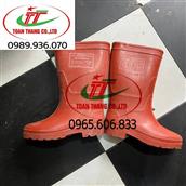 Ủng cách điện hạ áp