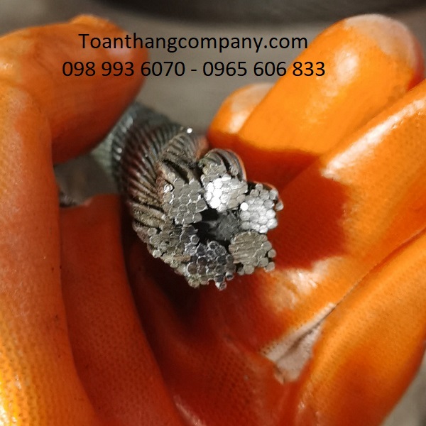 cáp lụa trắng